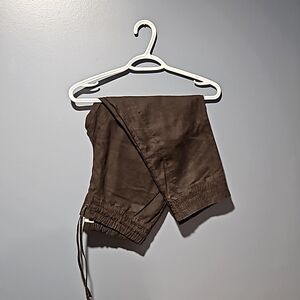 MEC black/grey capri.